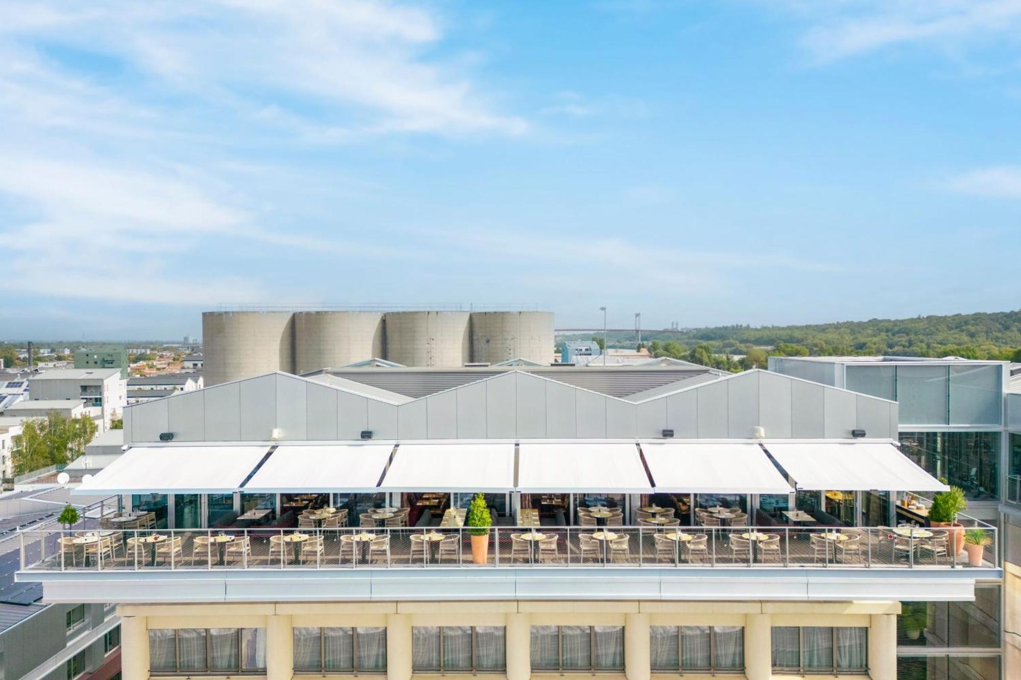 Renaissance Bordeaux Hotel Exterior photo